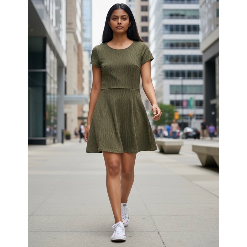 H&M Divided Olive Green Textured Skater Dress Short Sleeve Fit Flare Size 8